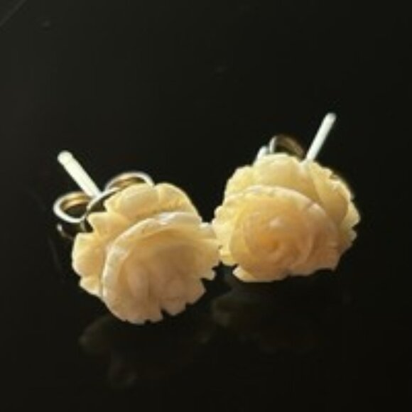 Cartier Rose earrings studs w hand carved, 1/20 12K Solid G.F. Sardelli - Picture 3 of 12